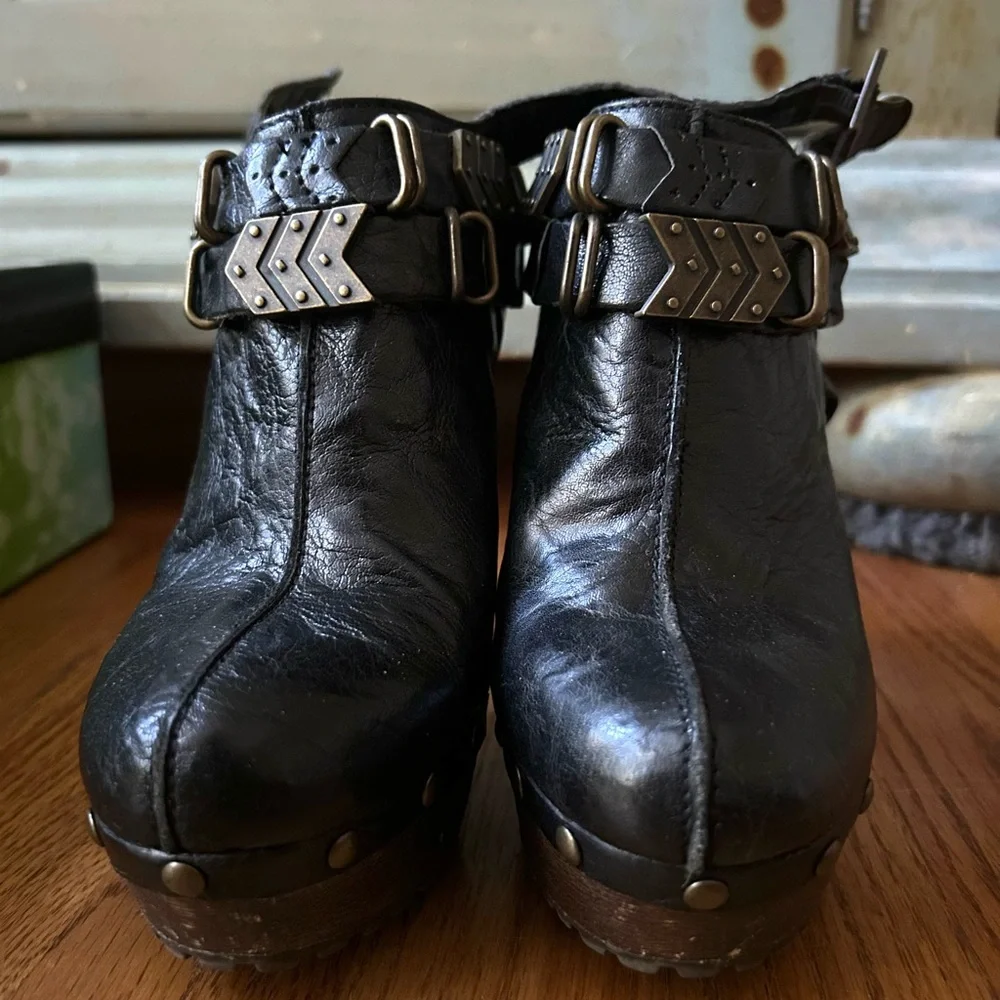 Sam Edelman Black Fritz Cali Booties - Picture 2 of 6